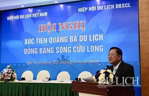 Chủ tịch Hiệp hội Du lịch ĐBSCL Trần Việt Phường phát biểu tại Hội nghị